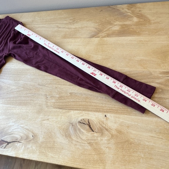 CROWN JEWEL LS TEE SHIRT M CASUAL SOFT STRETCHY CREWNECK PULL ON BURGUNDY - Picture 9 of 11